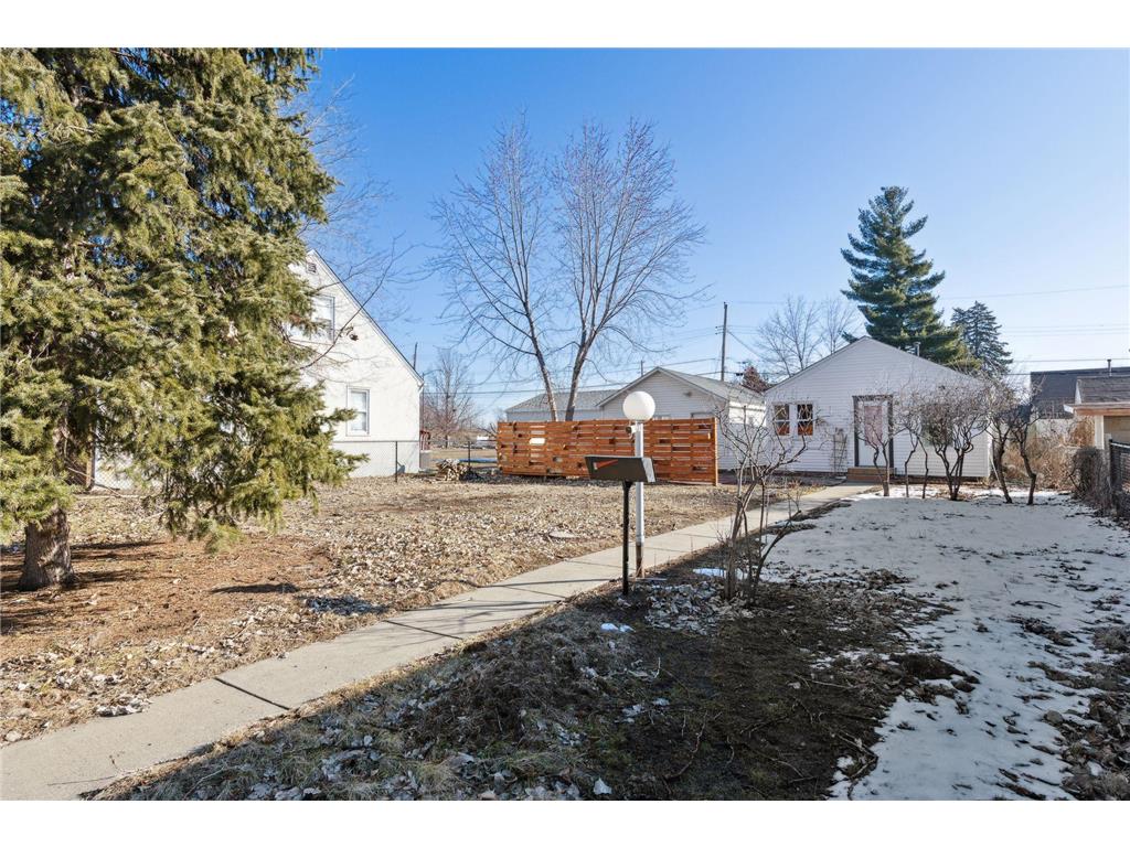 4570 Washburn Avenue N Minneapolis MN 55412 6493334 image1