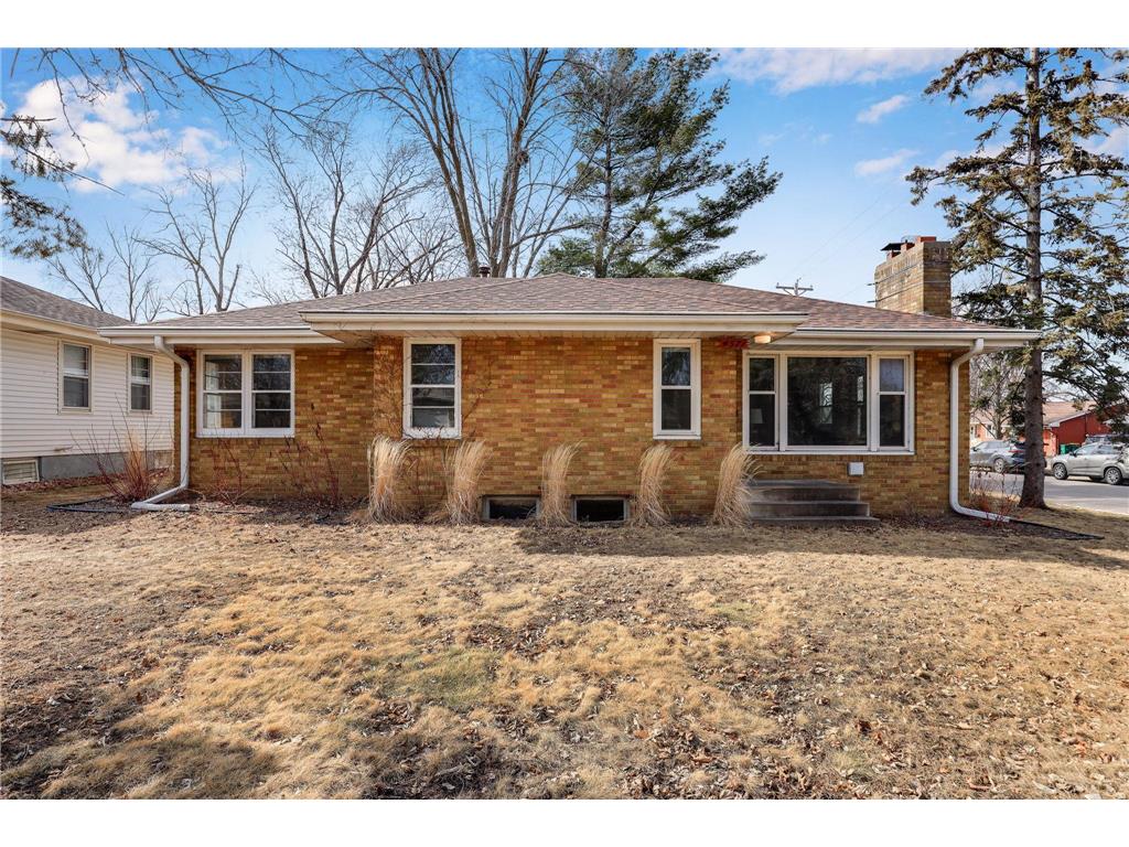 4571 France Avenue N Robbinsdale MN 55422 6684060 image1