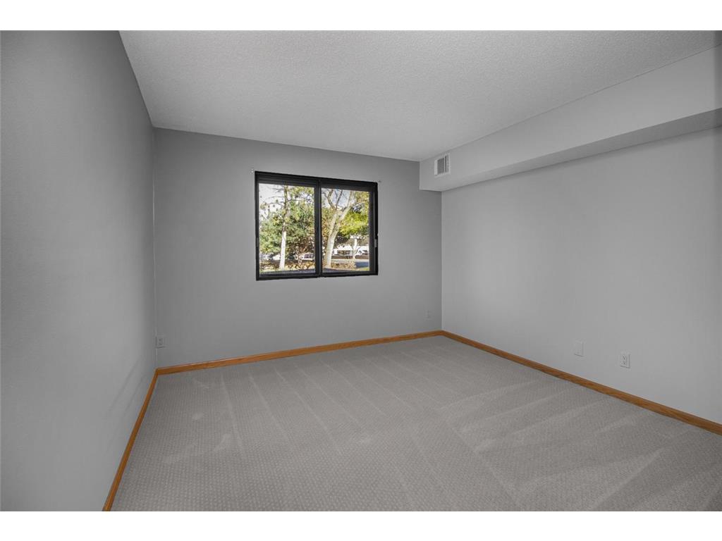 4575 W 80th Street Circle #116 Bloomington MN 55437 7016918 image17