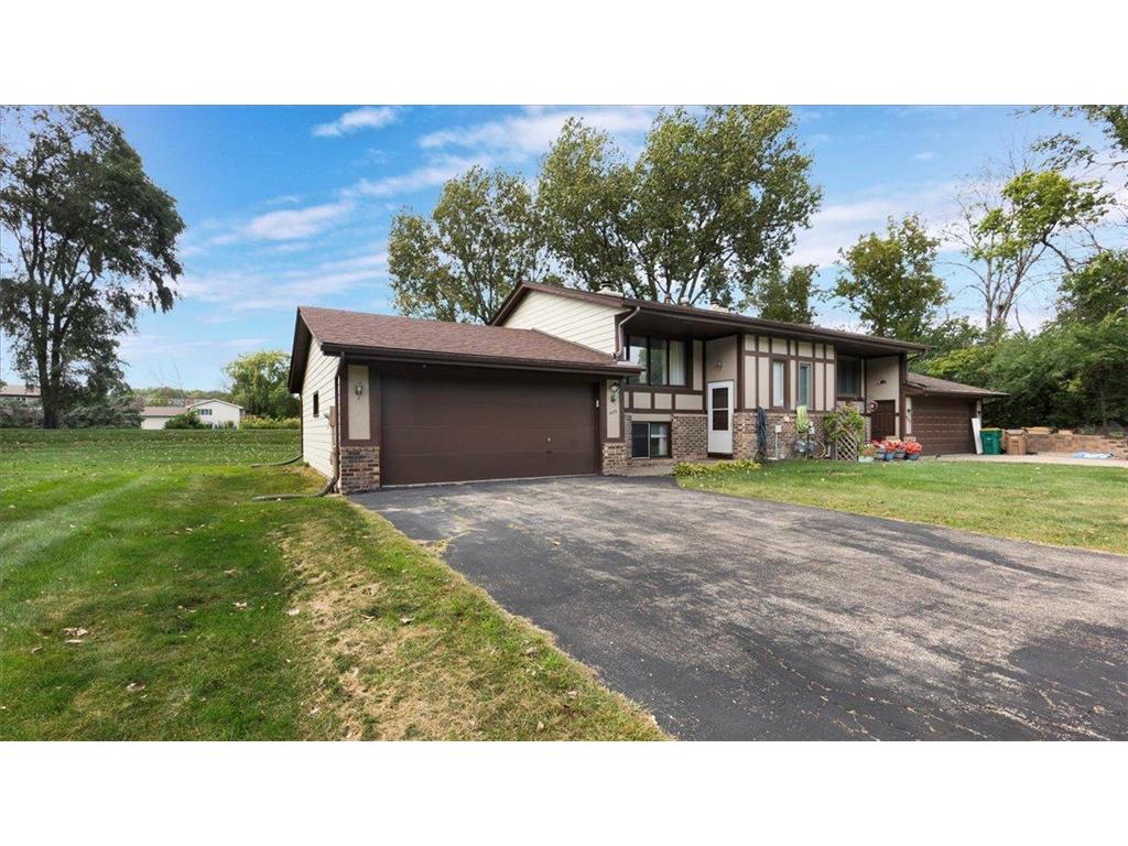 4579 Maple Leaf Circle Eagan MN 55123 6601700 image1