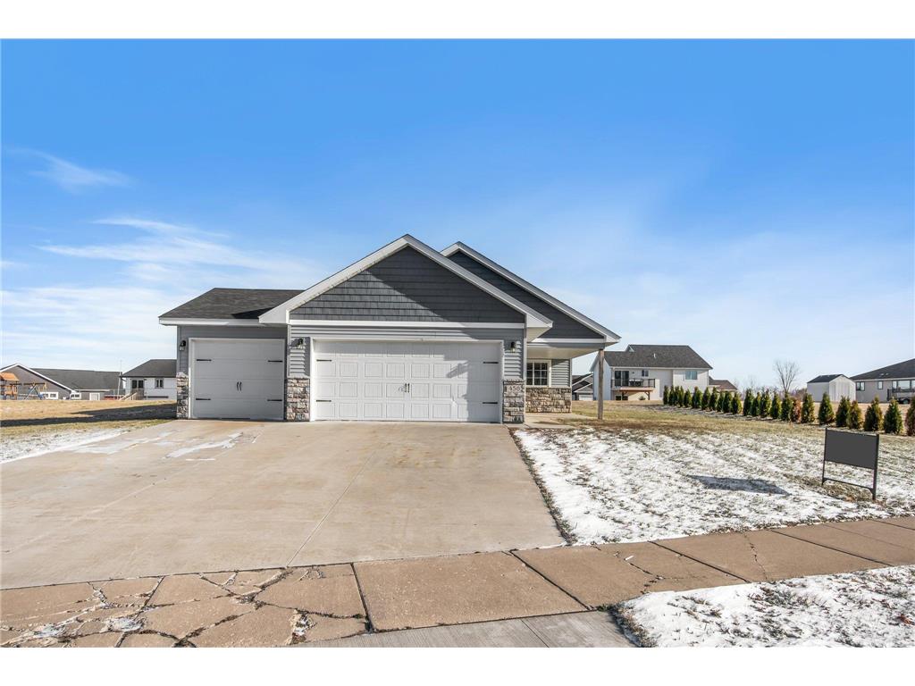 458 Highland Drive Ellsworth WI 54011 6641435 image1