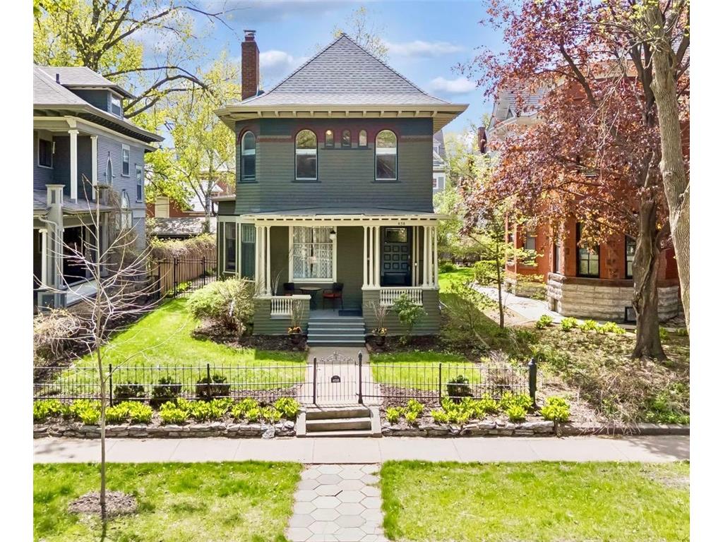 458 Holly Avenue Saint Paul MN 55102 7043538 image1