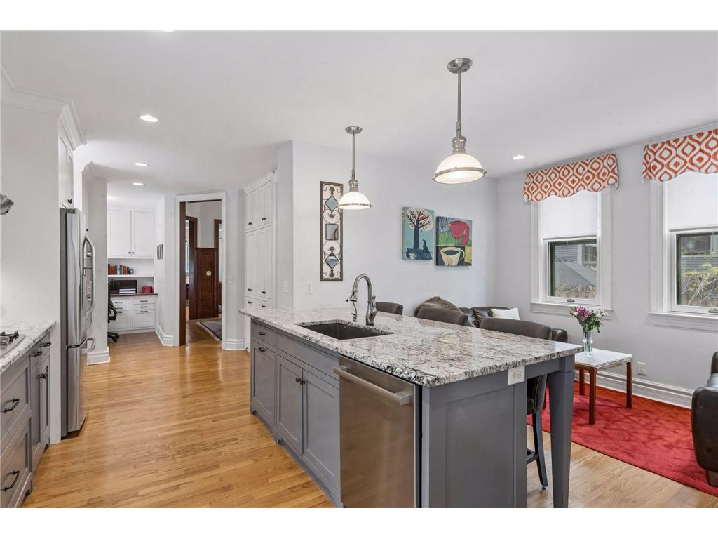 458 Holly Avenue Saint Paul MN 55102 7043538 image13