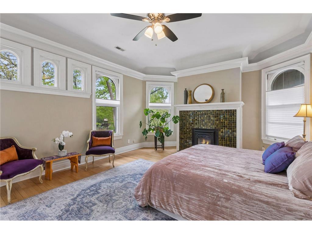 458 Holly Avenue Saint Paul MN 55102 7043538 image20
