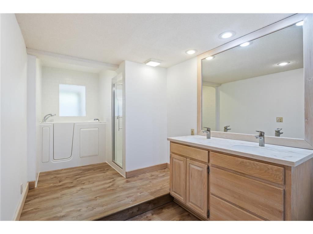 4580 W Arm Road Spring Park MN 55384 - Lake Minnetonka 7085074 image18