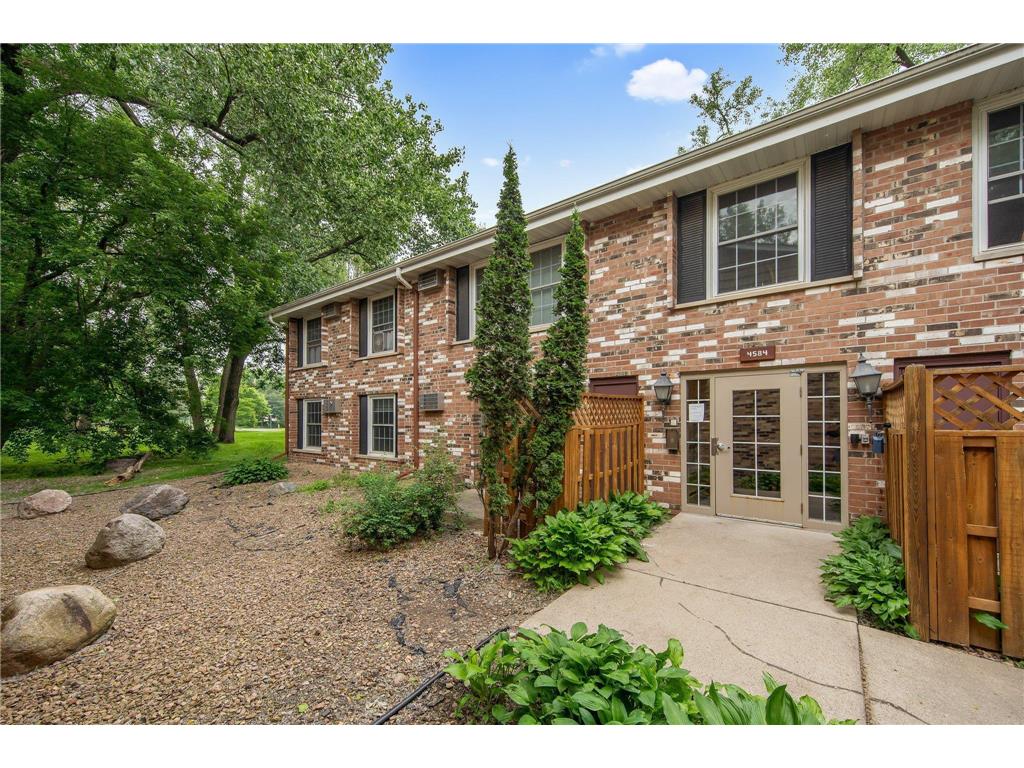 4584 Cedar Lake Road S #4 Saint Louis Park MN 55416 6739042 image1
