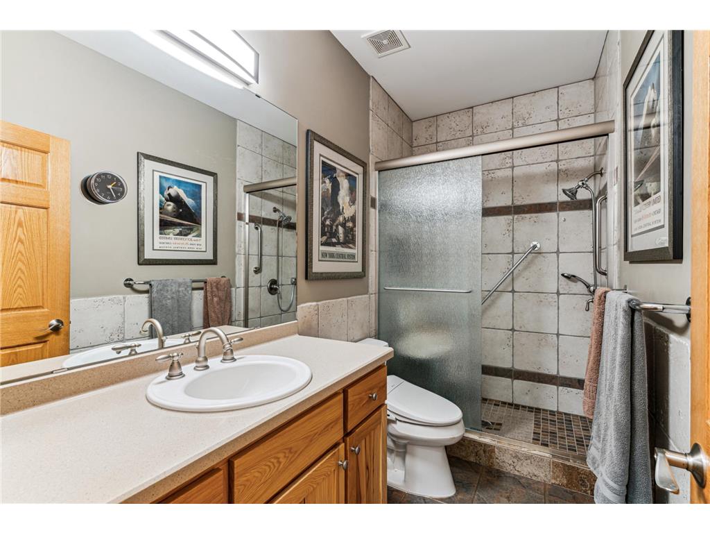 4584 Lake Court White Bear Lake MN 55110 - White Bear 6824549 image20