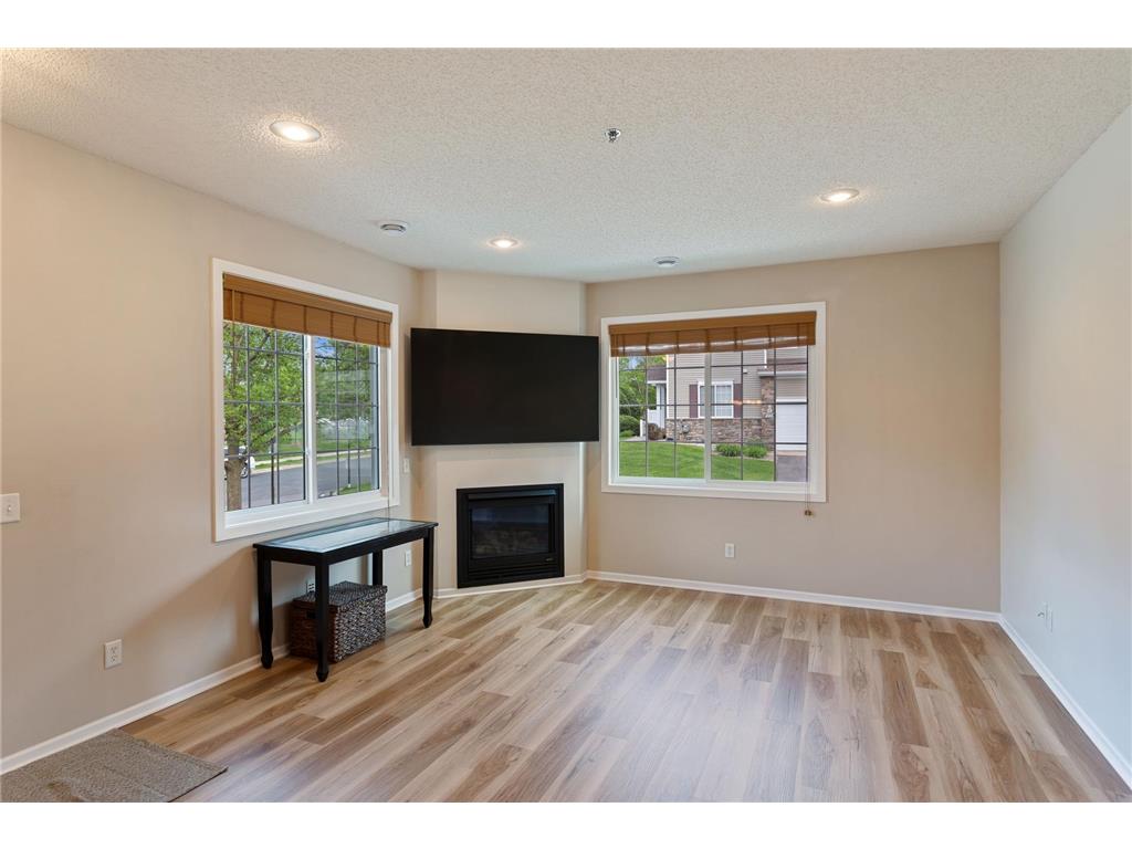 4587 Blaine Avenue Inver Grove Heights MN 55076 6531458 image1