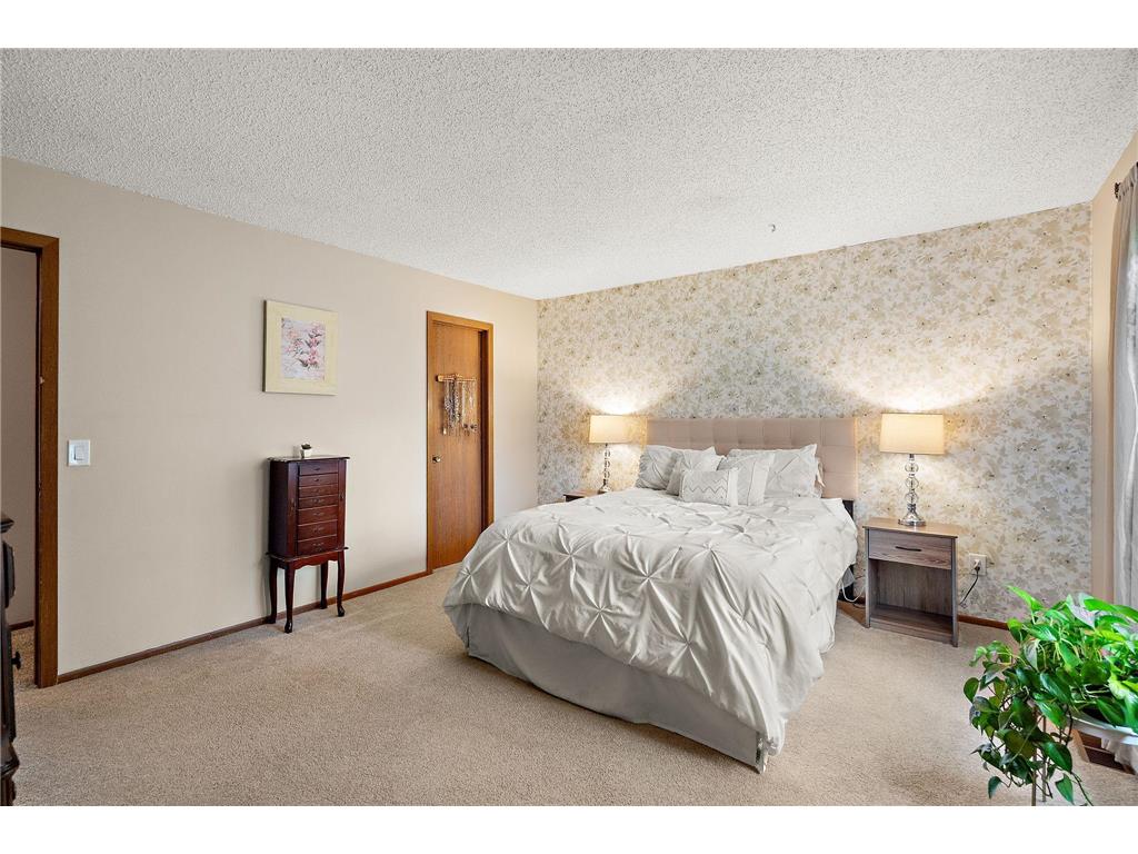 4589 Saddlewood Drive Minnetonka MN 55345 7051995 image34