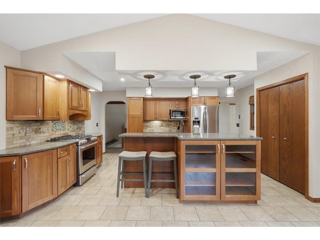 4596 Lilac Lane N Lake Elmo MN 55042 7090839 image11