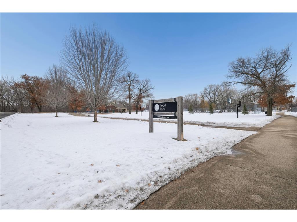 45XX Parkside Ln Edina MN 55436 7018761 image27