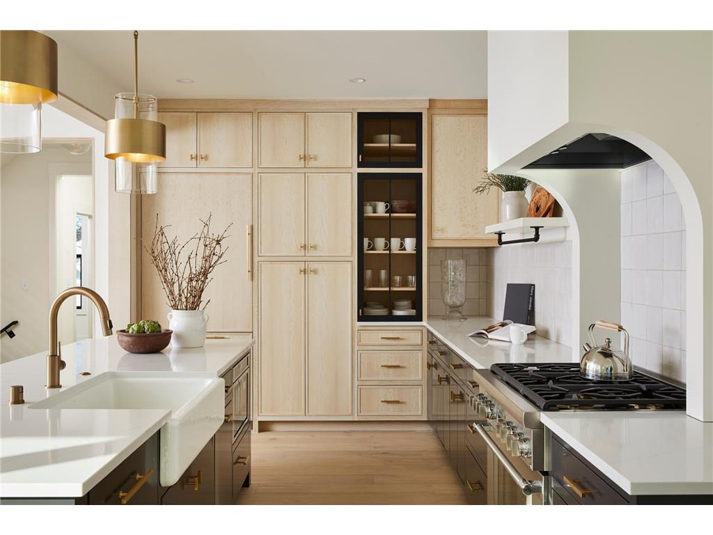 45XX Parkside Ln Edina MN 55436 7018761 image5