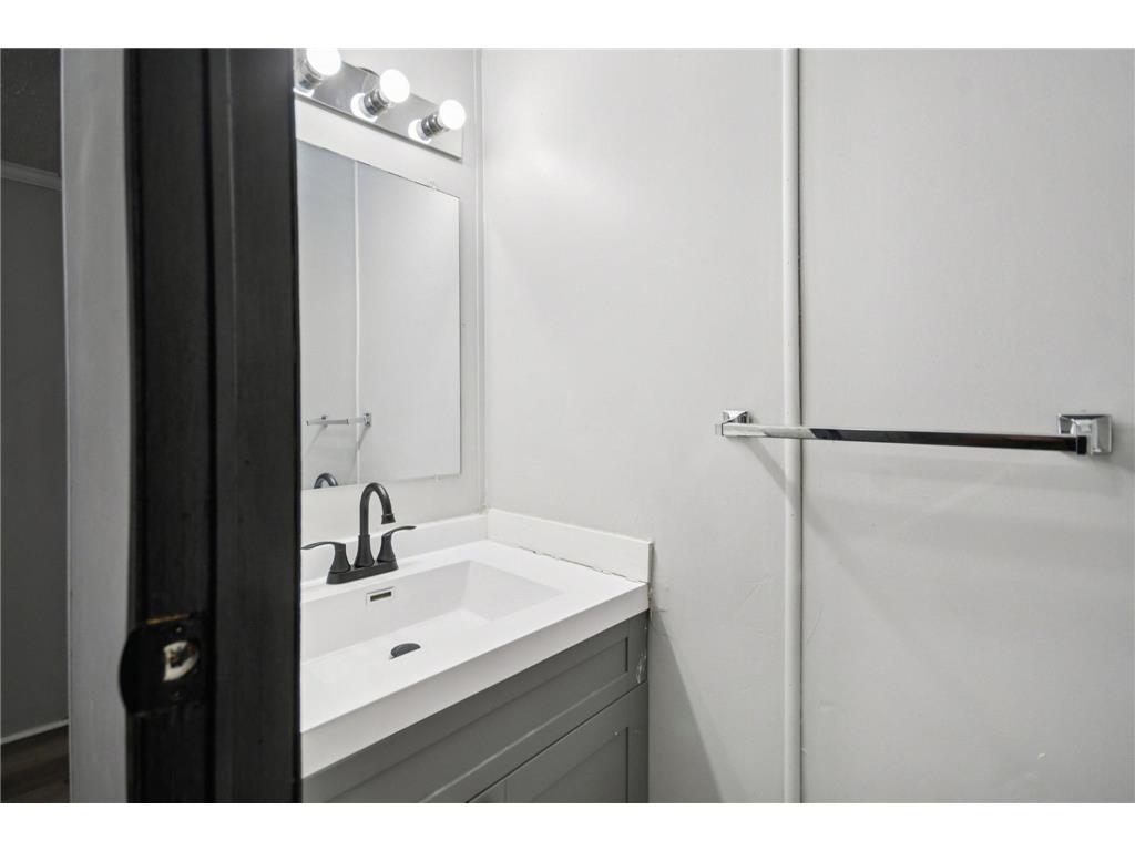 46 115th Avenue NE Blaine MN 55434 6824301 image25