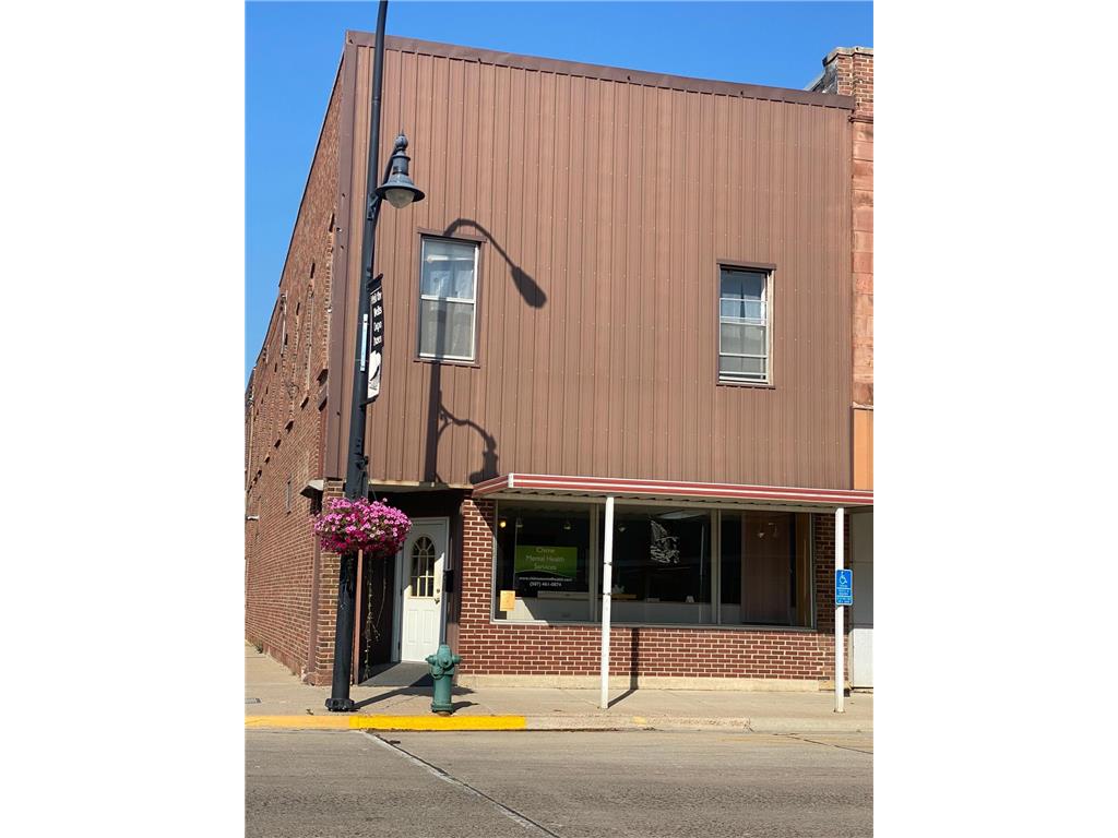 46 S Broadway Wells MN 56097 6430278 image1