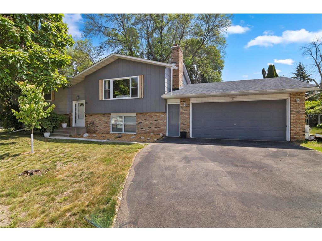 46 Sterling Street N Maplewood MN 55119 6387037 image1