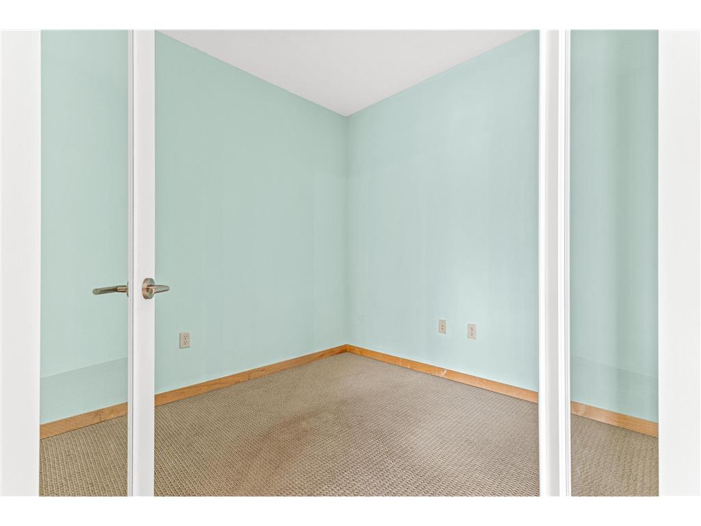 460 Ford Road #203 Saint Louis Park MN 55426 6819623 image25