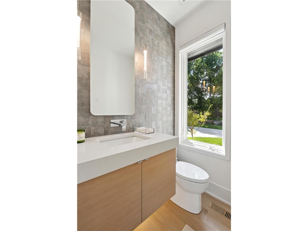 460 Indian Hill Road Chanhassen MN 55317 6818899 image16