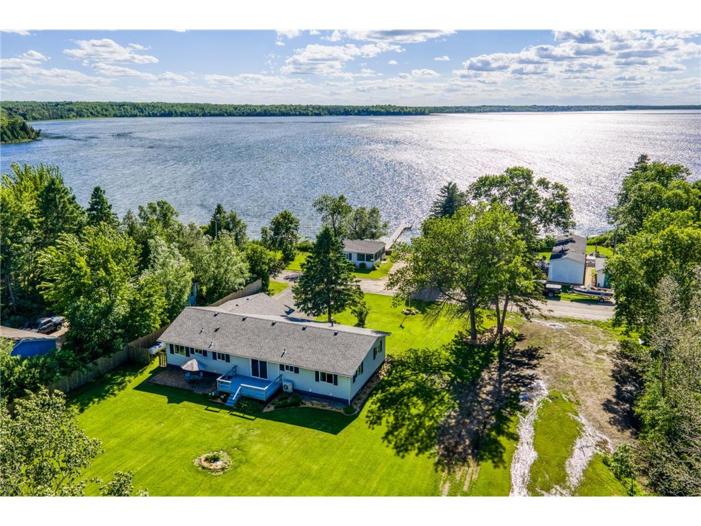 460 Lake Avenue Tenstrike MN 56683 - Gull Lake 7099567 image1
