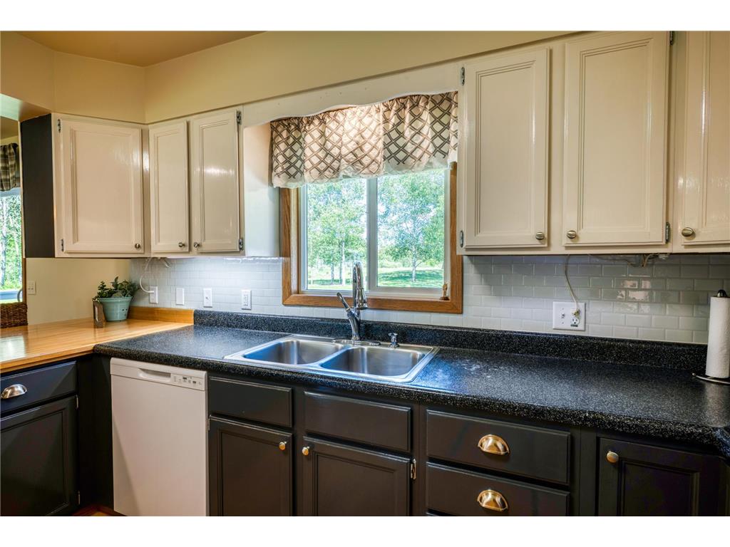 460 Lake Avenue Tenstrike MN 56683 - Gull Lake 7099567 image10