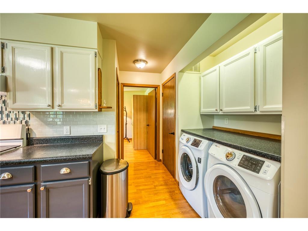 460 Lake Avenue Tenstrike MN 56683 - Gull Lake 7099567 image27