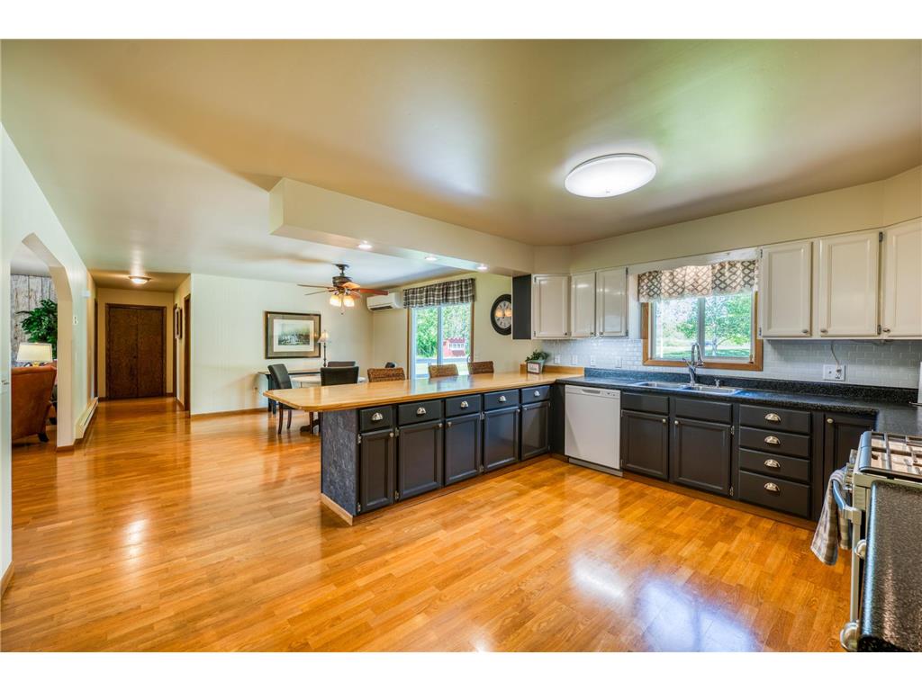 460 Lake Avenue Tenstrike MN 56683 - Gull Lake 7099567 image9