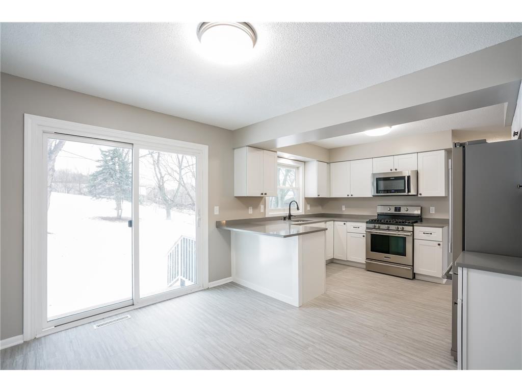 4601 Oregon Avenue N New Hope MN 55428 6544867 image1