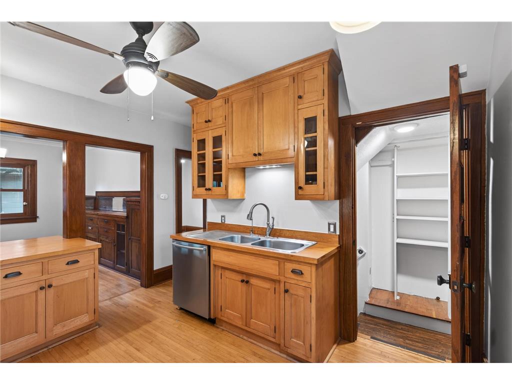 4604 Grand Avenue S Minneapolis MN 55419 7090991 image13