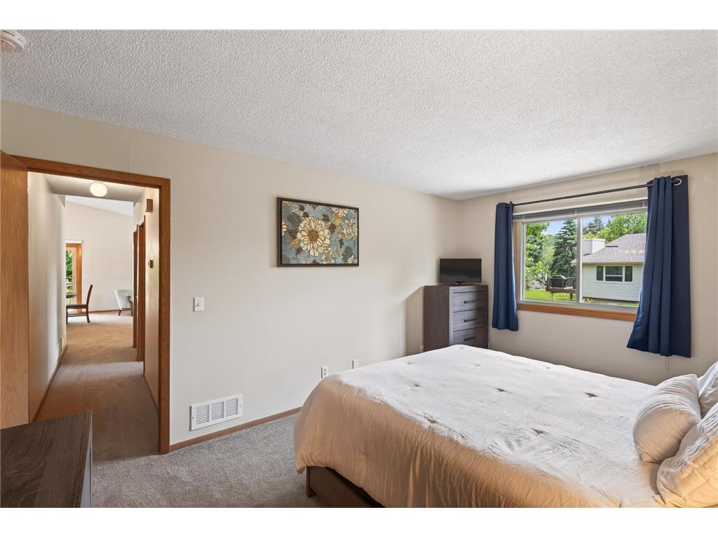 4604 Rosewood Lane N Plymouth MN 55442 7036115 image14