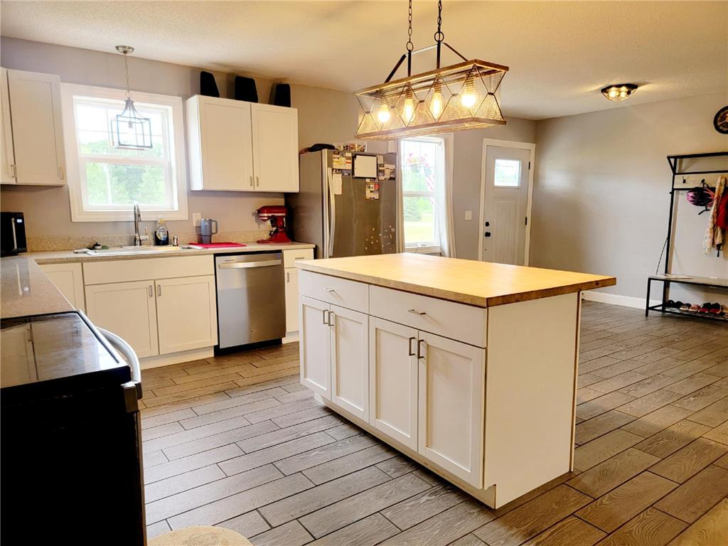 46049 St Lawrence Drive Perham MN 56573 7013025 image3