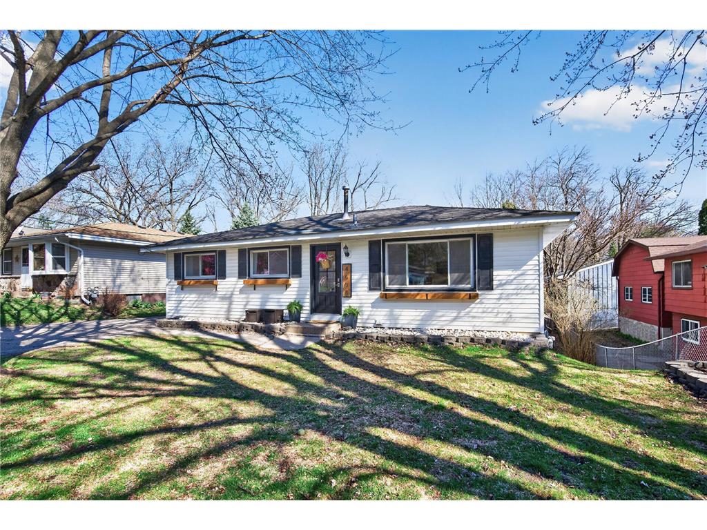 4608 Manchester Road Mound MN 55364 7057402 image1