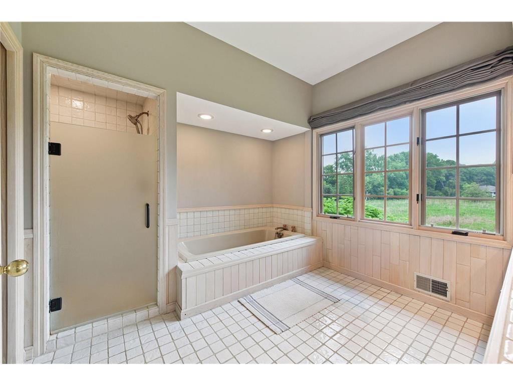 461 Peavey Lane Wayzata MN 55391 6780111 image30