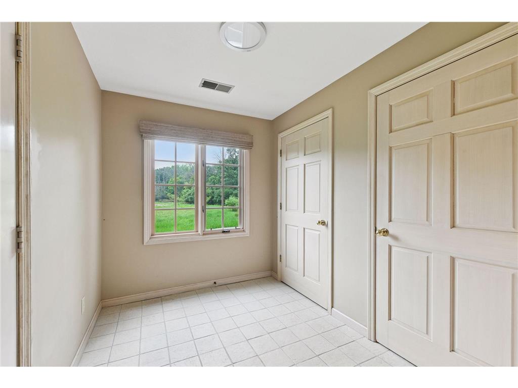 461 Peavey Lane Wayzata MN 55391 6780111 image37