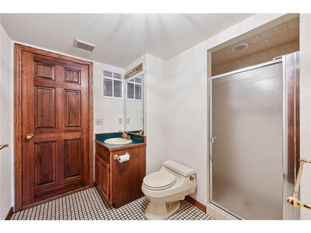 461 Peavey Lane Wayzata MN 55391 6780111 image42