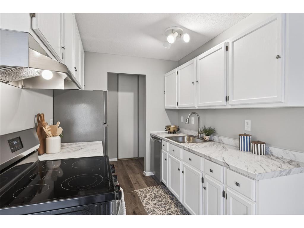 4612 Cedar Lake Road S #4 Saint Louis Park MN 55416 7048106 image17