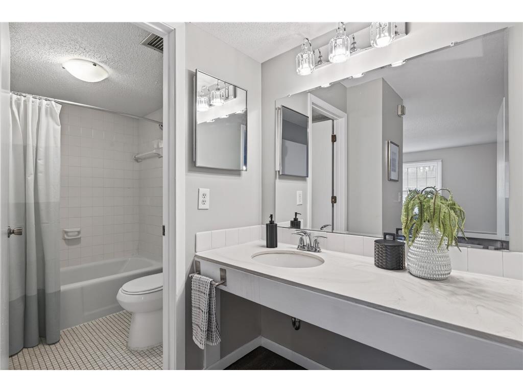 4612 Cedar Lake Road S #4 Saint Louis Park MN 55416 7048106 image22