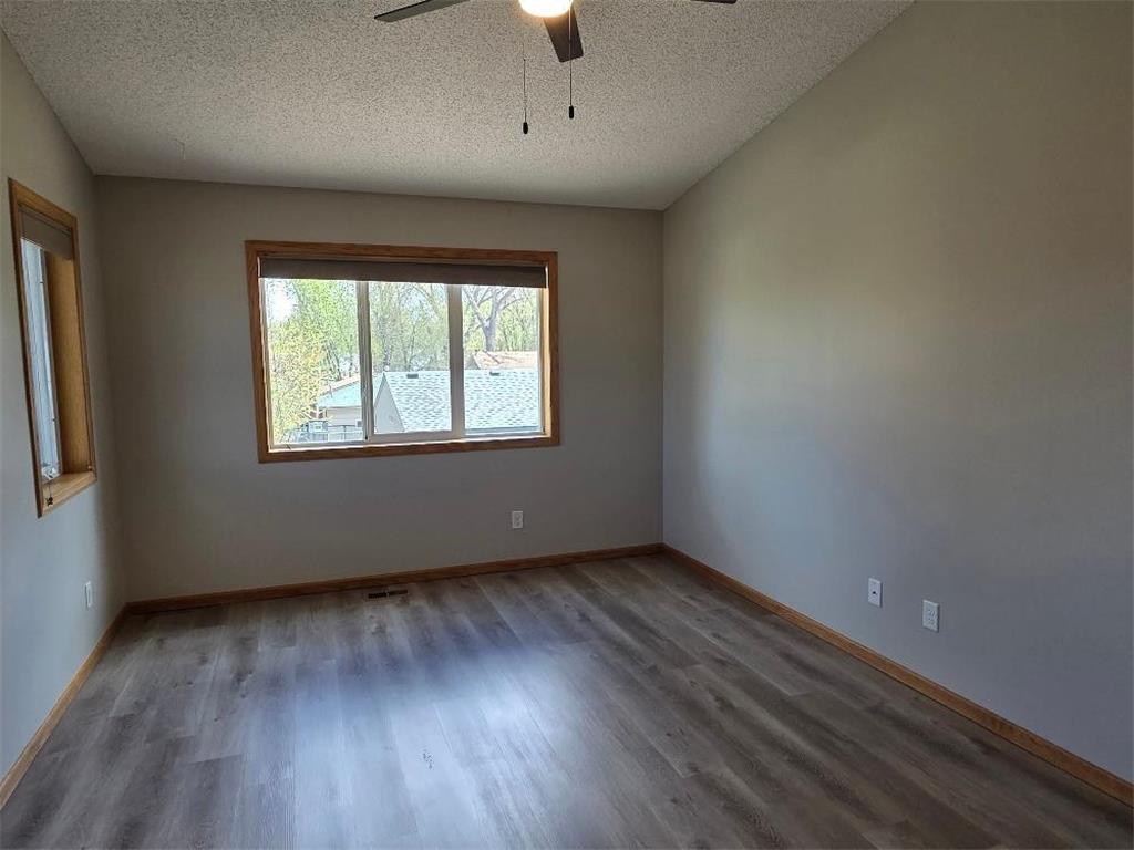 4612 Hampshire Avenue N Crystal MN 55428 7065446 image15