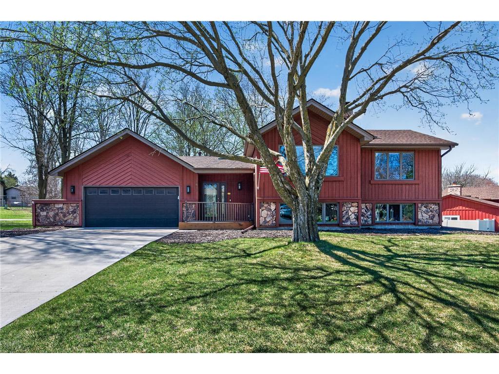 4615 Deerwood Lane N Plymouth MN 55442 7056402 image1