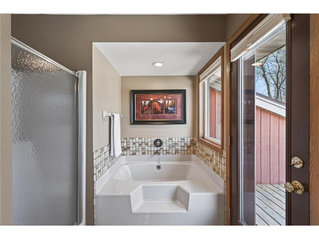 4615 Deerwood Lane N Plymouth MN 55442 7056402 image16