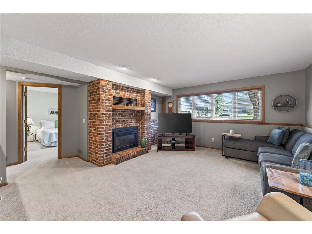 4615 Deerwood Lane N Plymouth MN 55442 7056402 image17
