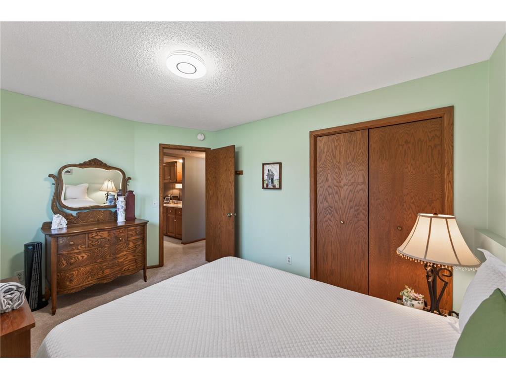 4615 Deerwood Lane N Plymouth MN 55442 7056402 image20