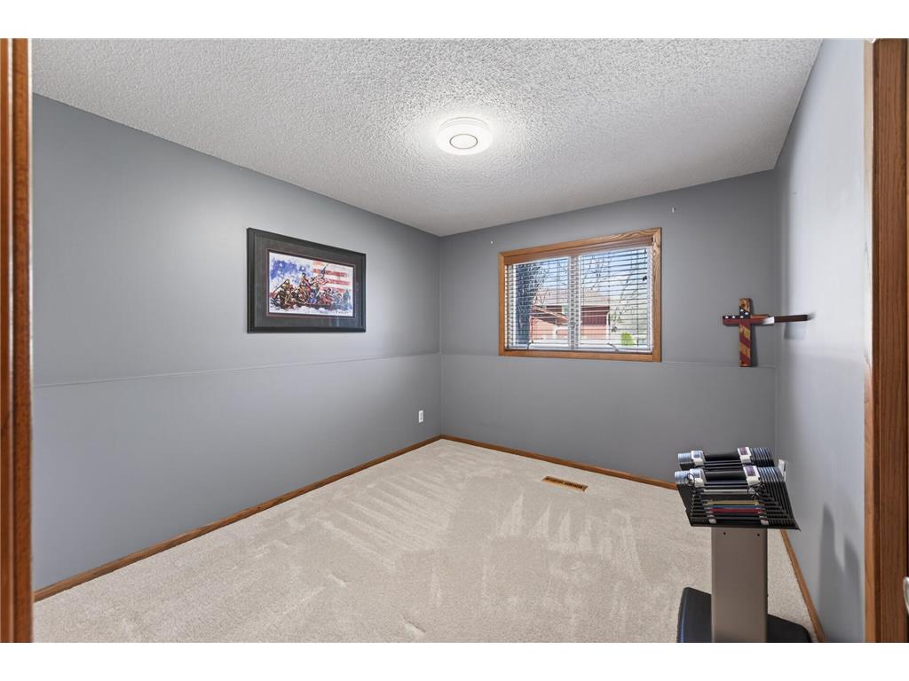 4615 Deerwood Lane N Plymouth MN 55442 7056402 image21