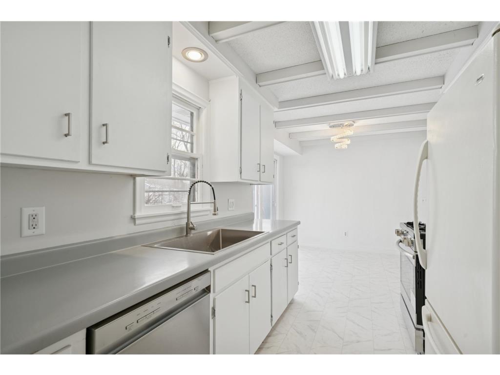 4615 Johnson Street NE Columbia Heights MN 55421 7031412 image9