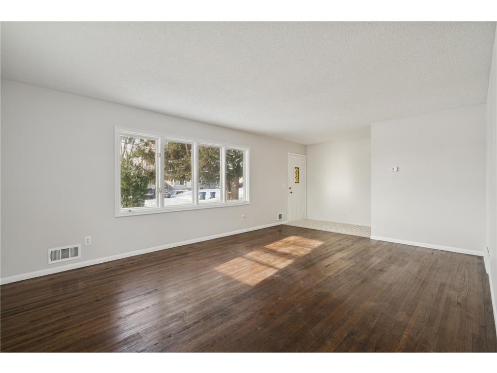 4615 Johnson Street NE Columbia Heights MN 55421 7083228 image4