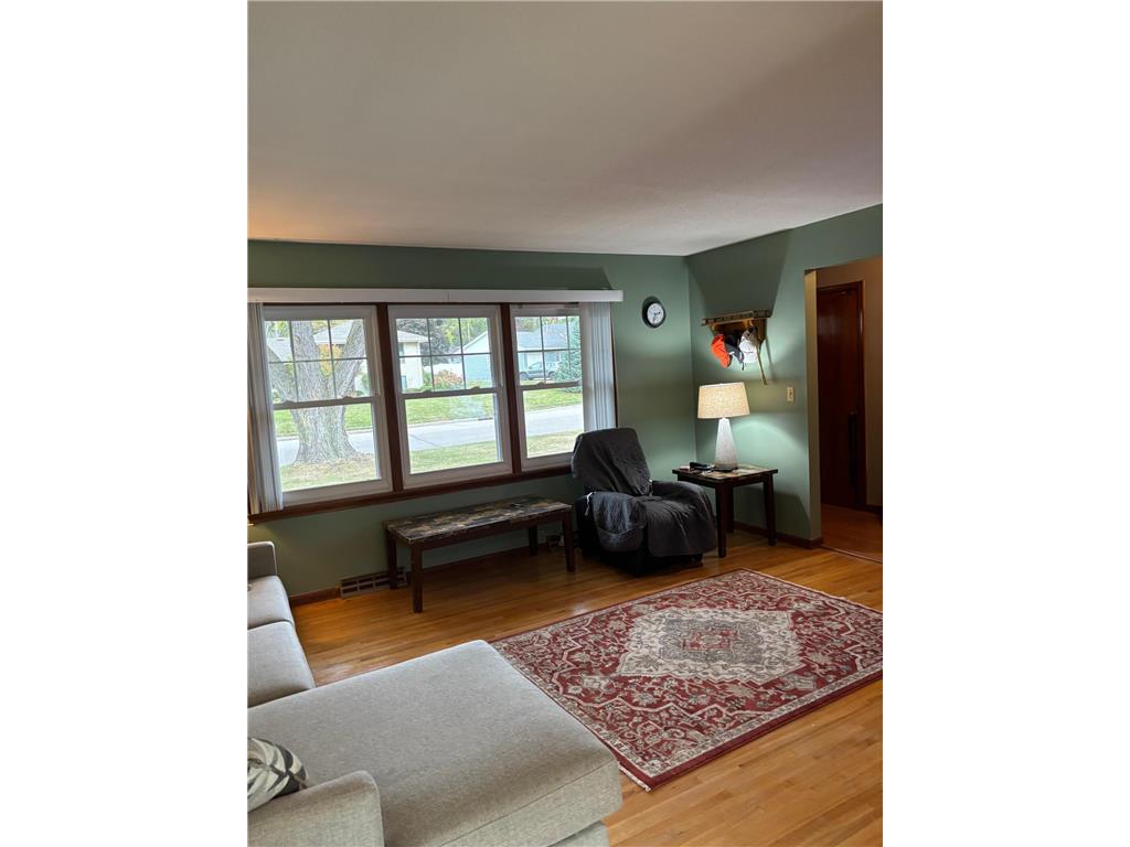 4617 Southmore Drive Bloomington MN 55437 - Nine Mile Creek 7021515 image6