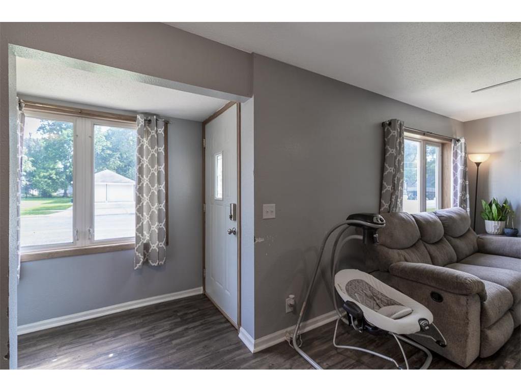 462 E Washington Street Le Center MN 56057 7083546 image13