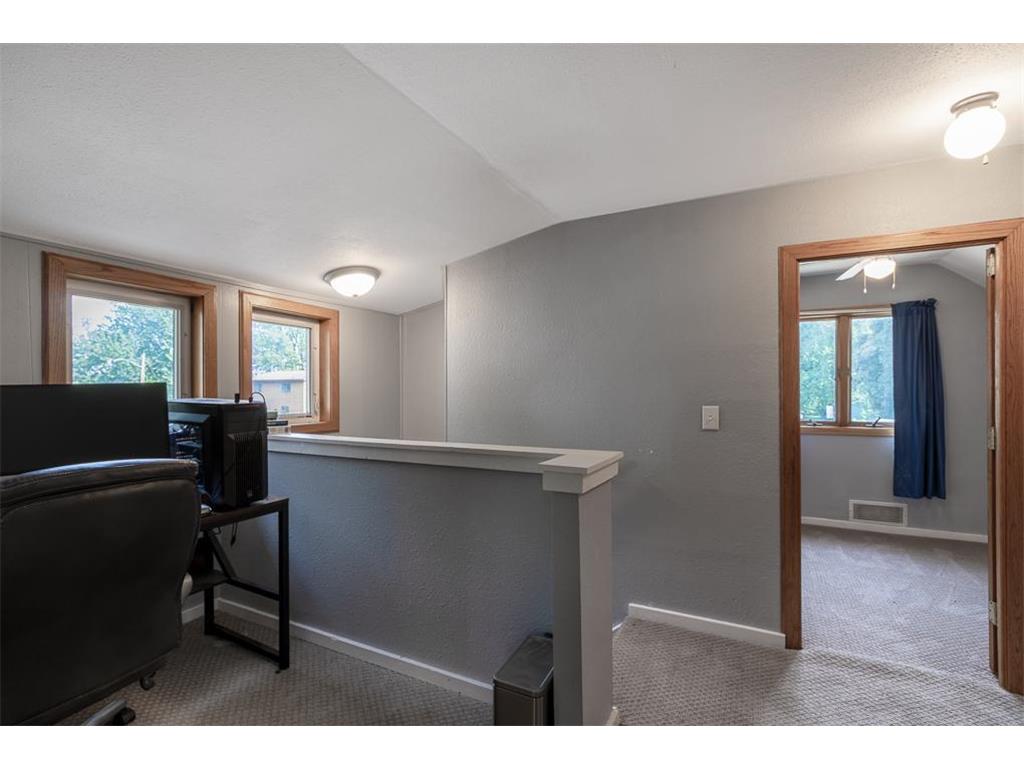 462 E Washington Street Le Center MN 56057 7083546 image21