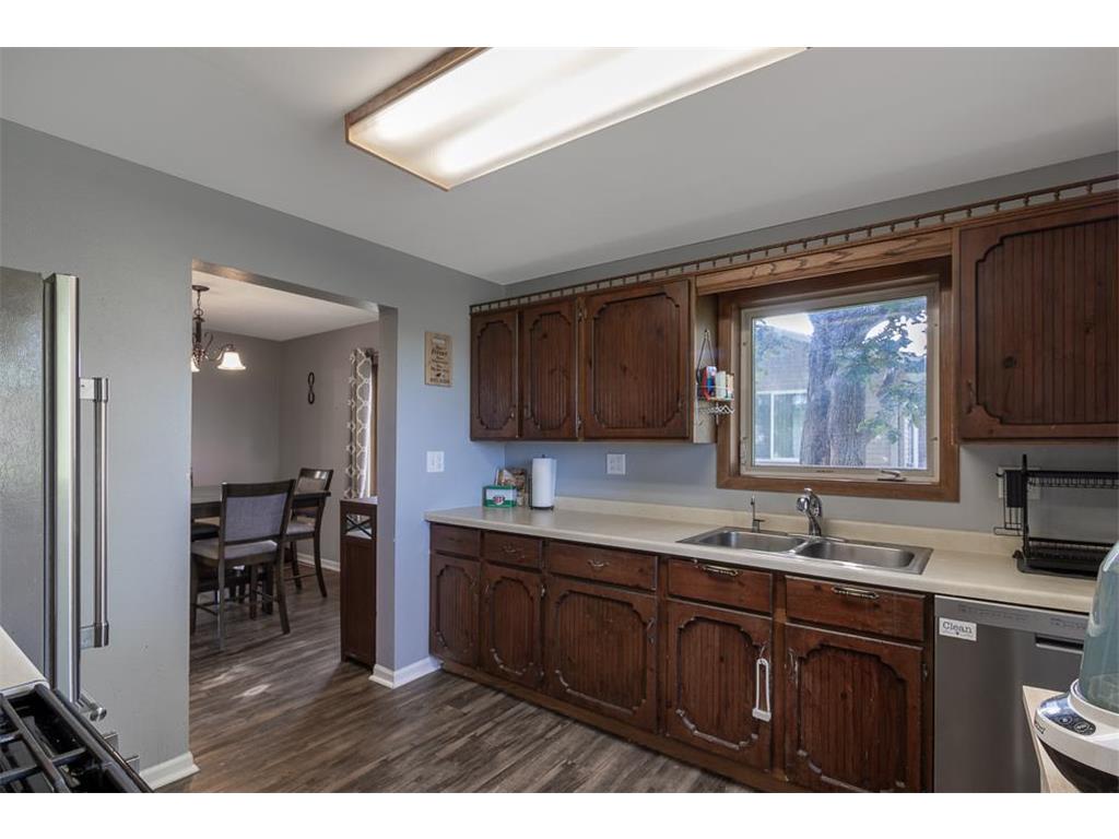 462 E Washington Street Le Center MN 56057 7083546 image6