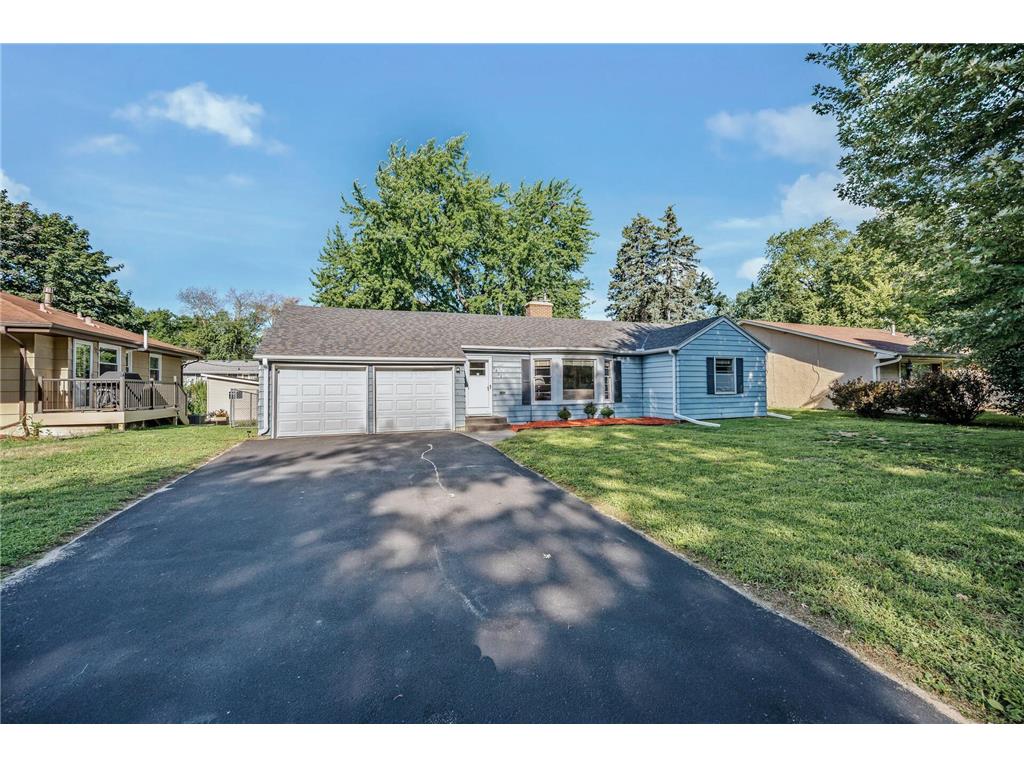 4623 Brunswick Avenue N Crystal MN 55422 6390222 image1