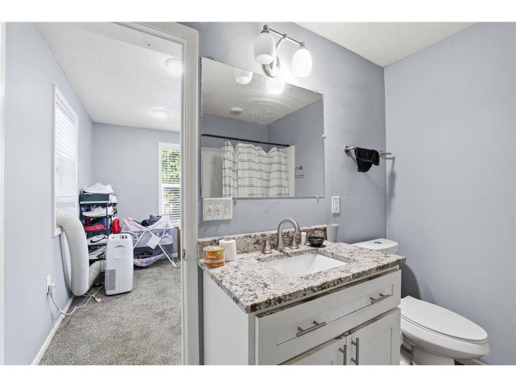 4623 Dupont Avenue N Minneapolis MN 55412 7075399 image17