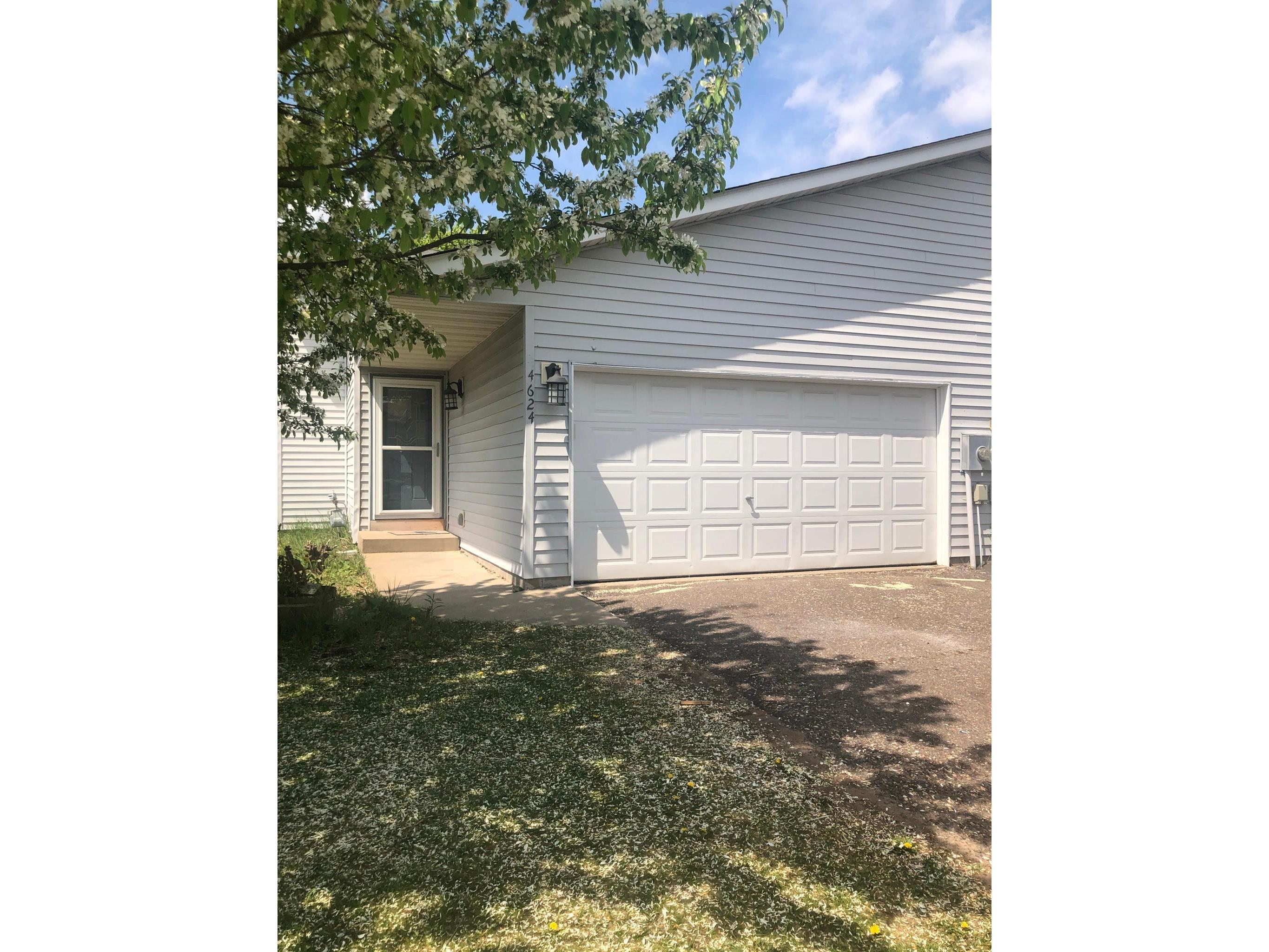 4624 Hayward Road N, Oakdale, MN 55128 MLS 5761462 Edina Realty